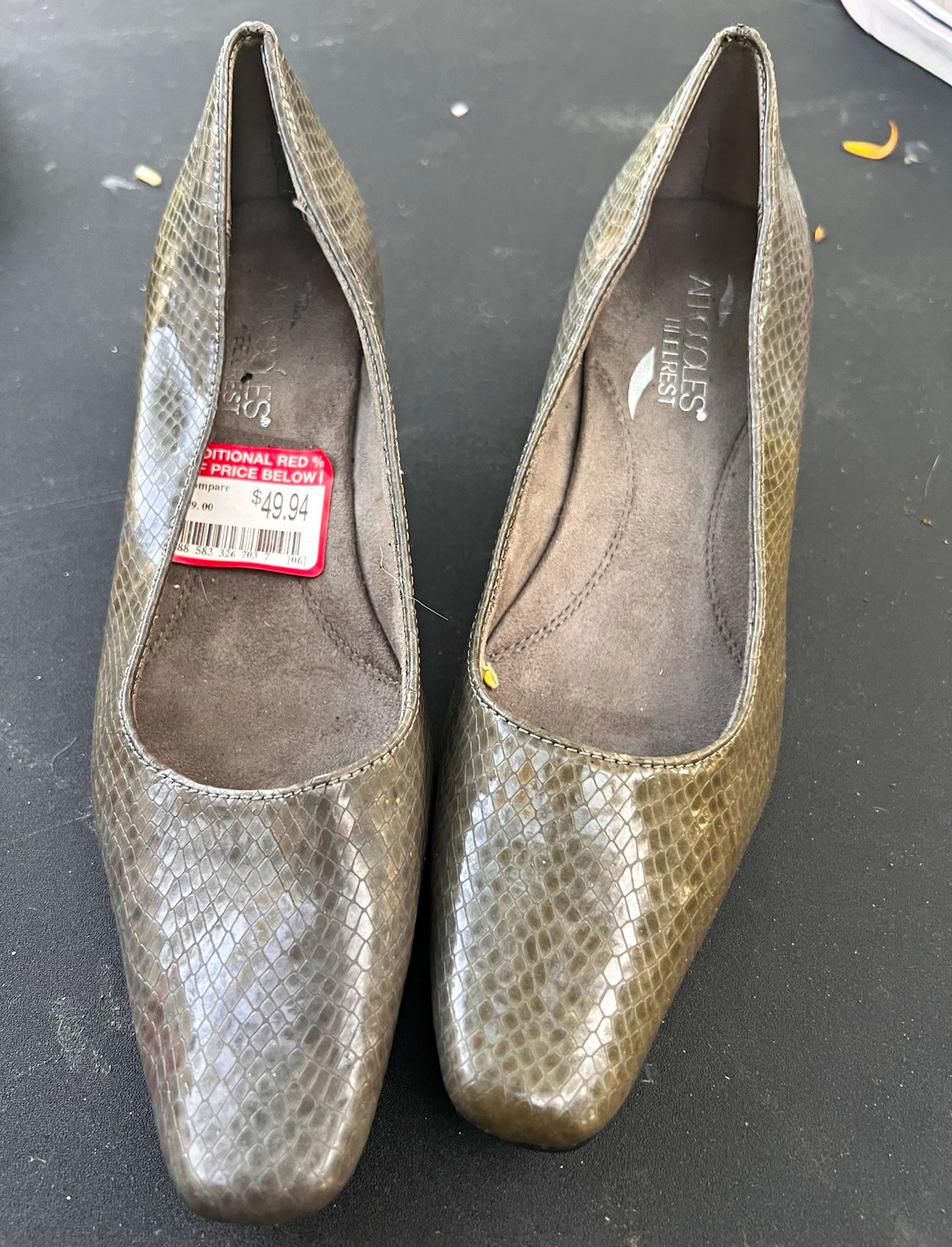 Aerosoles Women’s Gray Snake Print Leather Square Toe Kitten Heel Pump 5