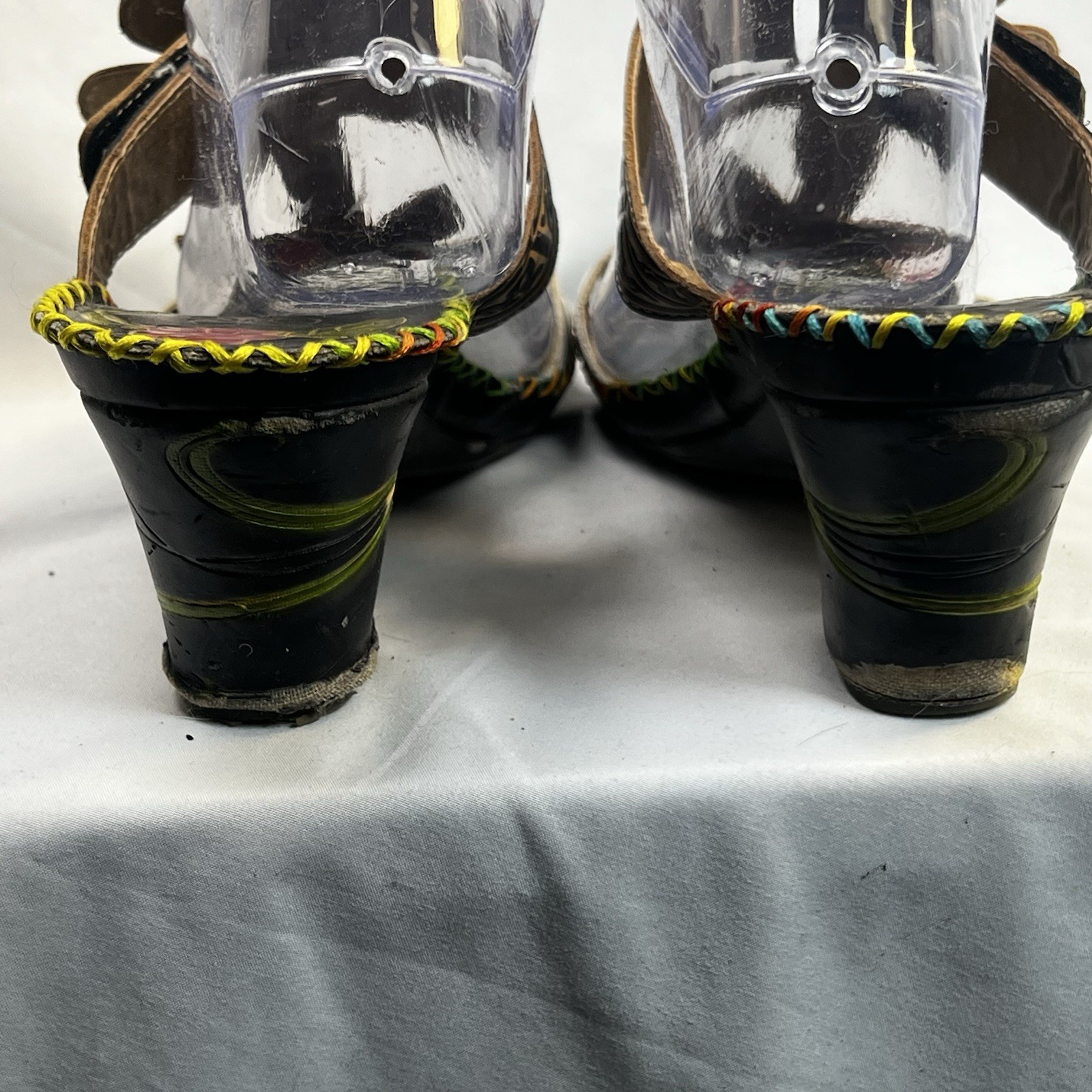 Elite by Corkys Kalua Floral Leather Sandal Size 10 Black Green White Brown