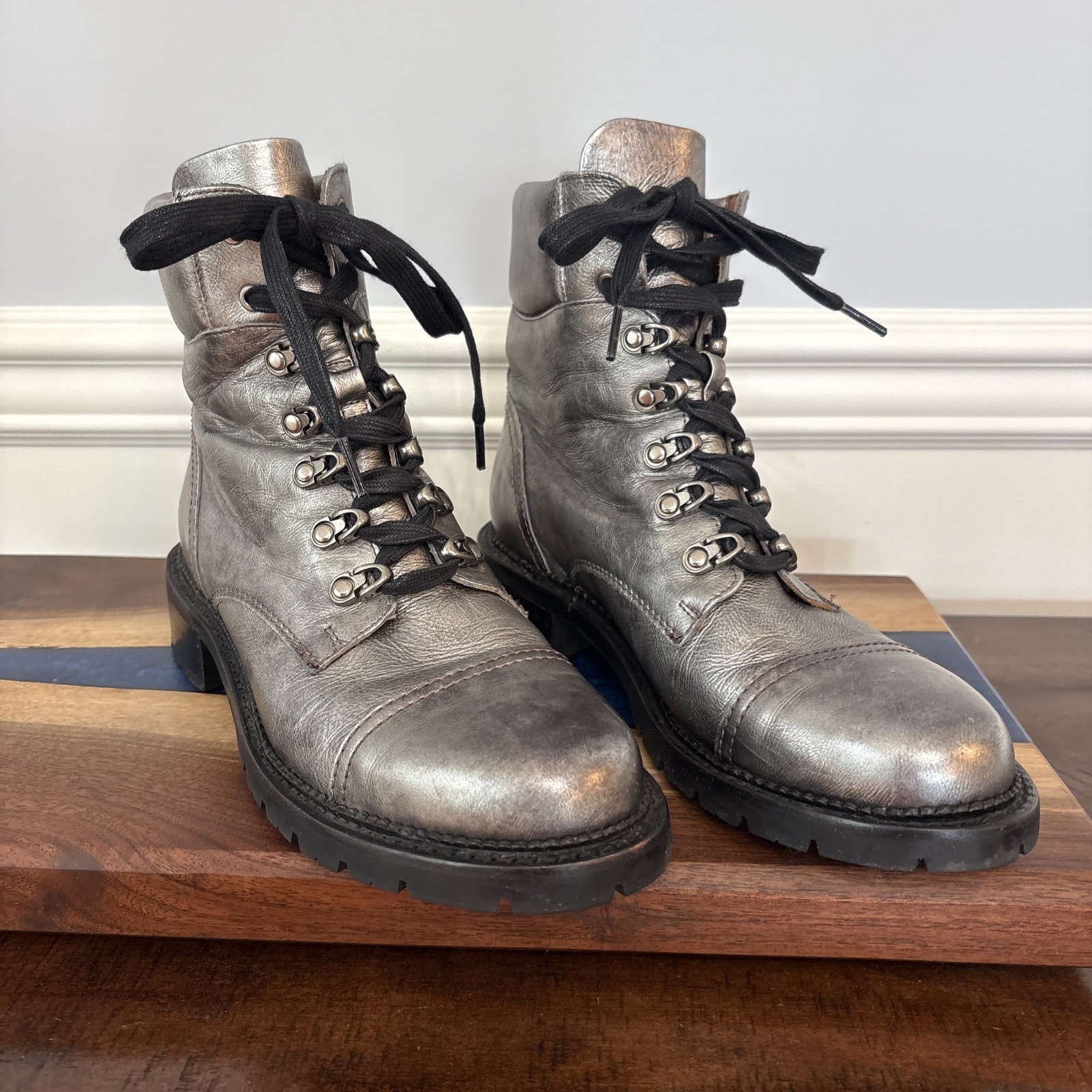FRYE Size 10 B Samantha, Hiker Boots, Leather Silver Lace Boots 3472235