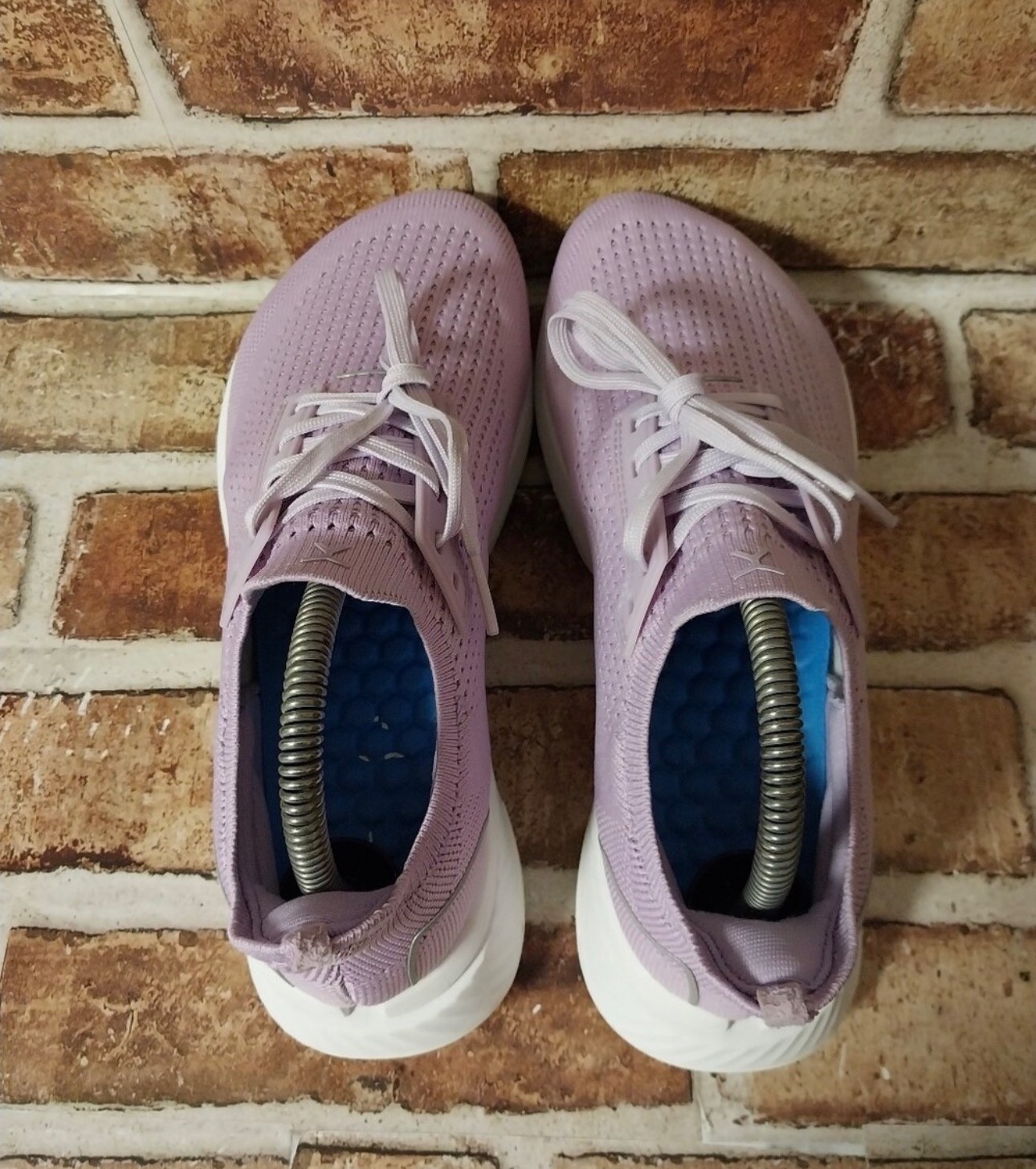 flux adapt runner- size 6.5 – womens – purple – barely worn