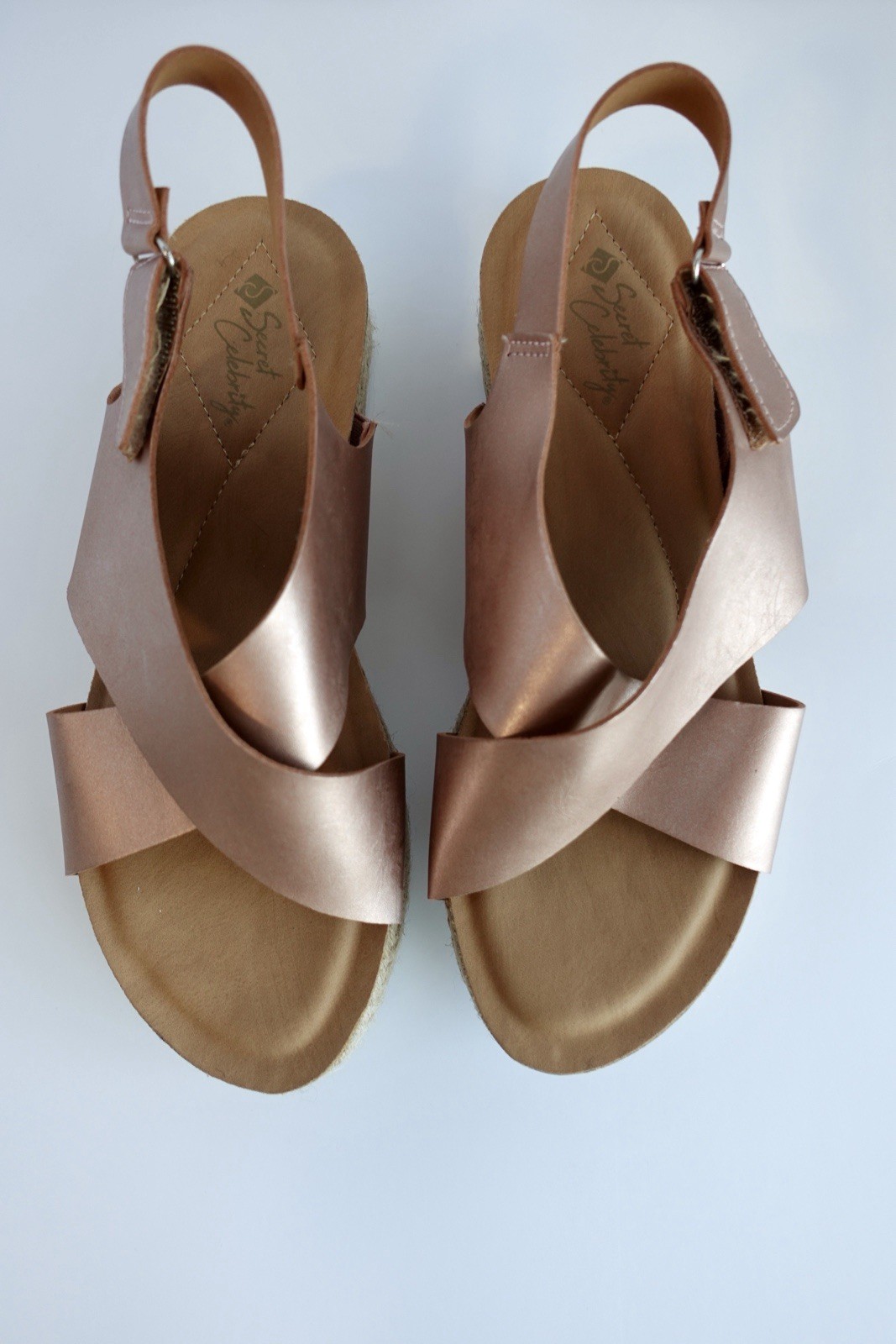 Secret Celebrity Women Rose Gold Espadrille Wedge Sandals US 11