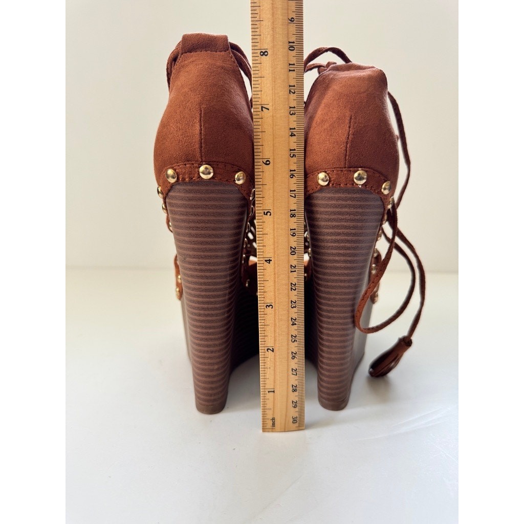 JUSTFAB Size 5.5 Wedge Sandals Brown Peep Toe Lace-Up Studded Platform
