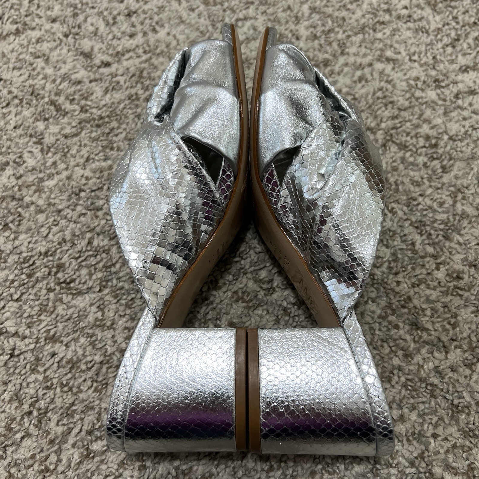 SCHUTZ Mindy Mid Metallic Silver Leather Block Heel Sandals Size 6