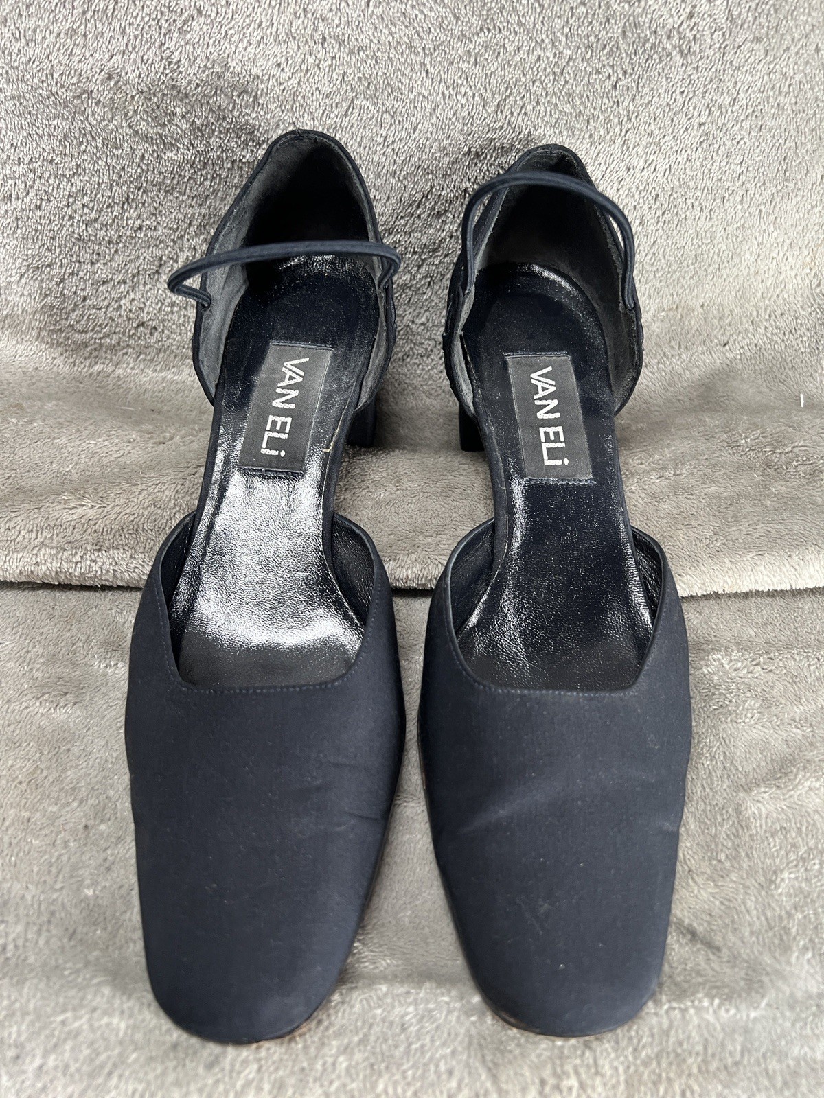 Vtg 1990s Vaneli Women’s 8 N Navy Square Toe Block Kitten Heel Dress Shoes Pumps