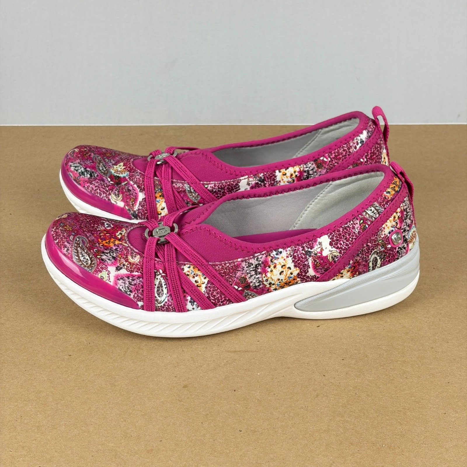 Bzees Niche Floral Comfort Shoes Flats Sneakers Womens 8.5 Pink Casual
