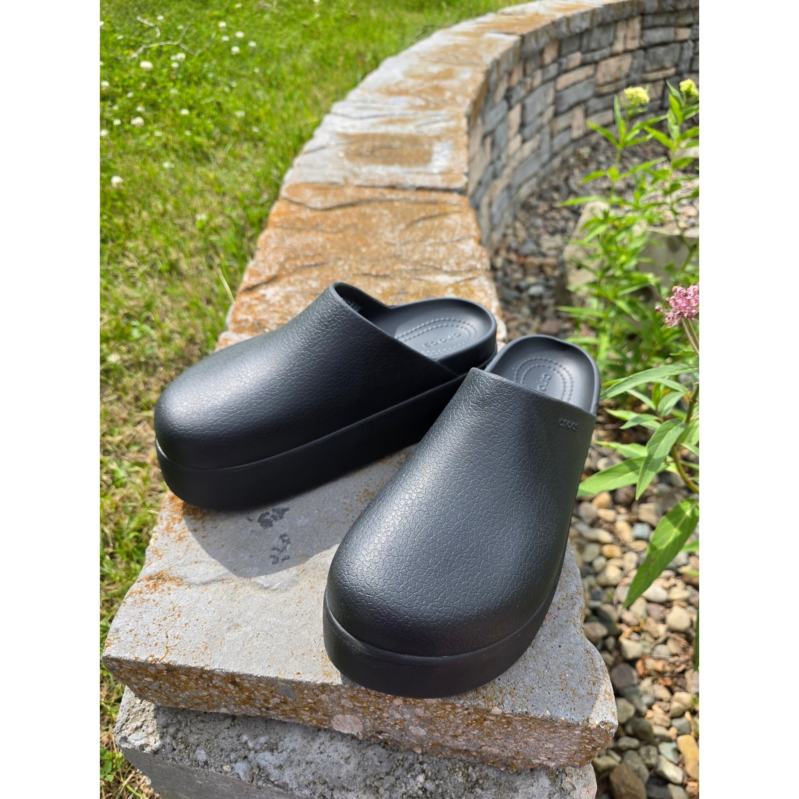 Dylan Black Platform Crocs Womens 8 Chunky Workwear Neutral Slip On