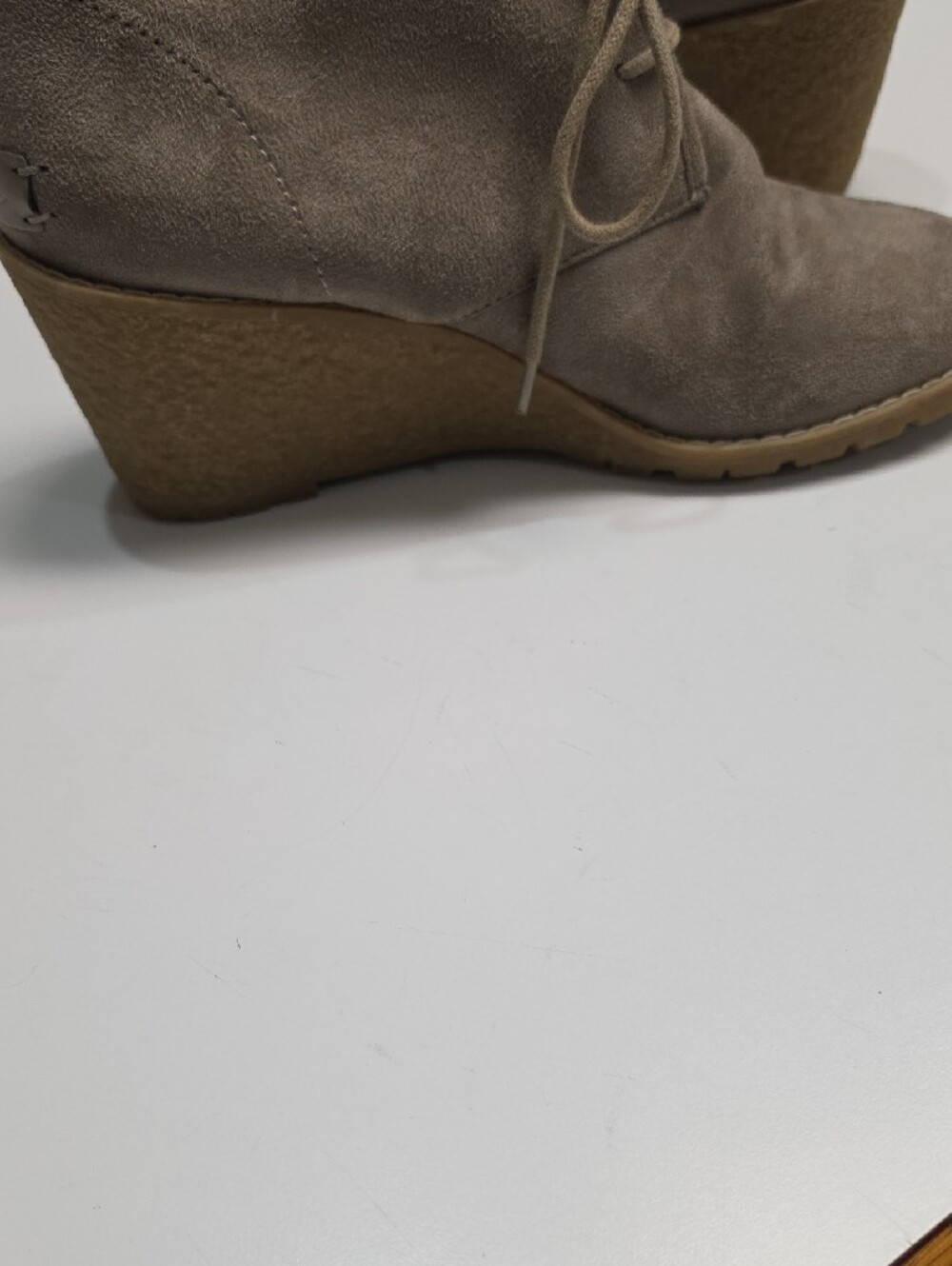G.H. Bass & Co. Taupe Suede Wedge Heel Lace-Up Ankle Boots – Size 8.5