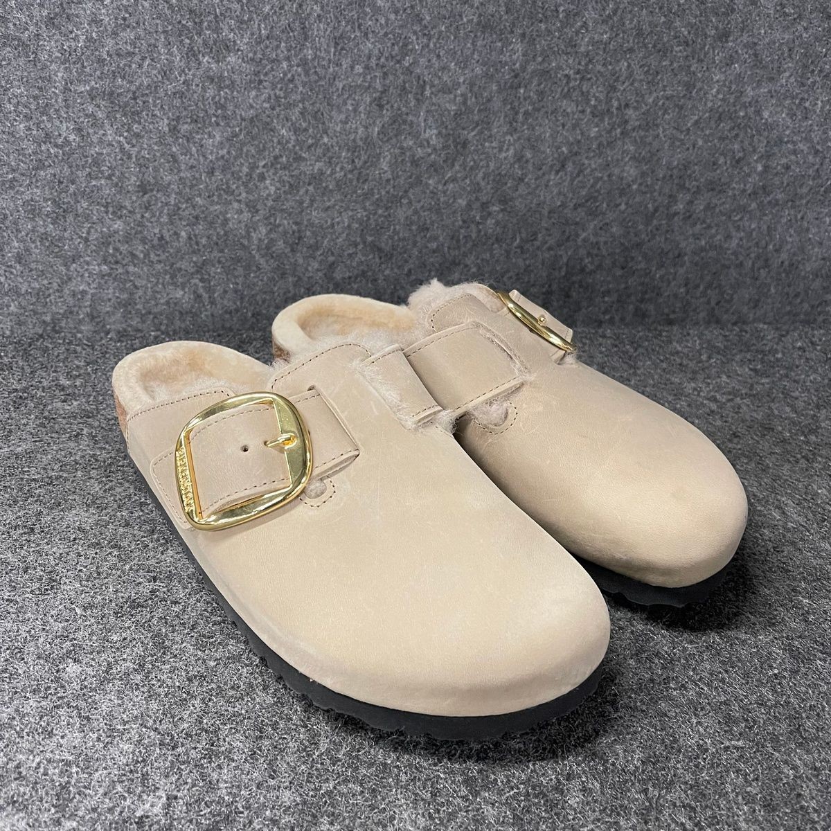 BIRKENSTOCK Boston Big Buckle Shearling Clog Women’s Size US 9 Brown