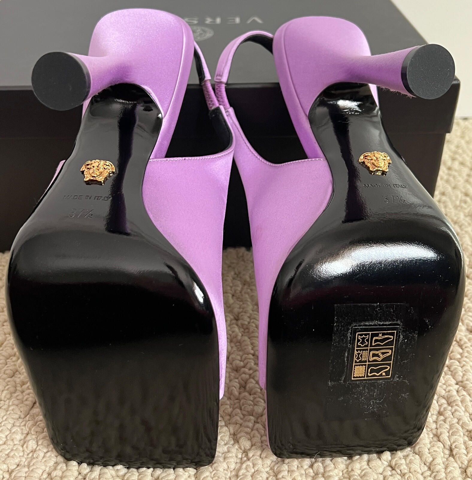 NIB Versace Tribute Medusa Logo Crystal Satin Open Toe Slingback Pumps 37.5 7.5