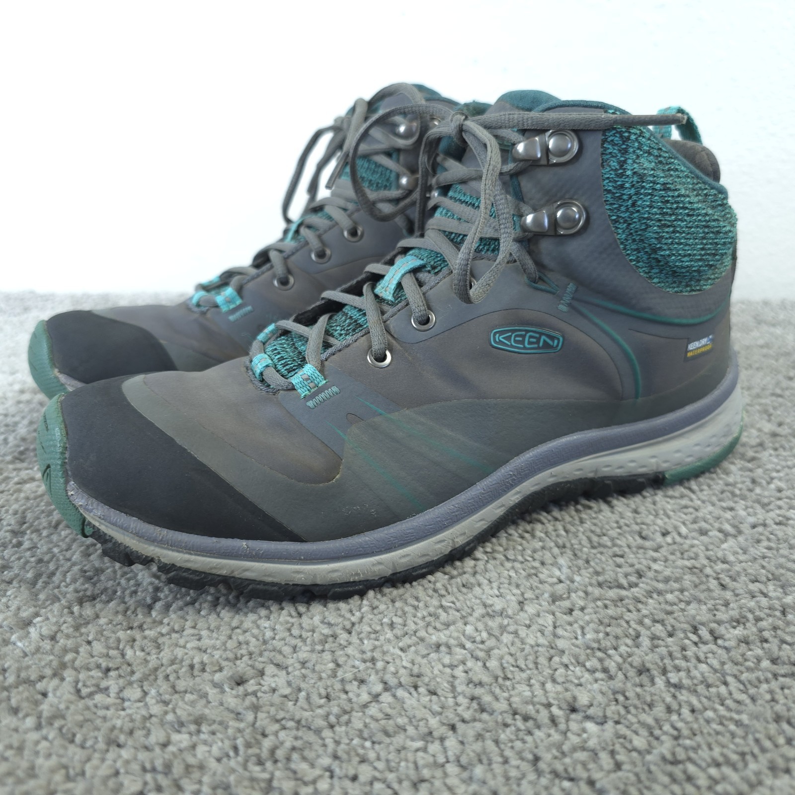 Keen TERRADORA Womens Size 7 Mid Hiking Boots Waterproof Trail Shoes Gray