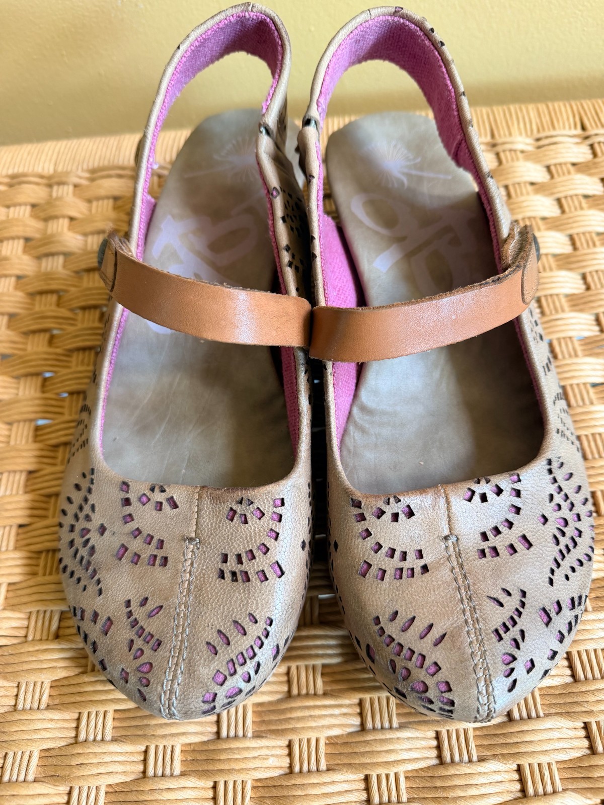 OTBT Springfield Mary Jane Brown Women’s 8.5 M Clog Shoes Comfort