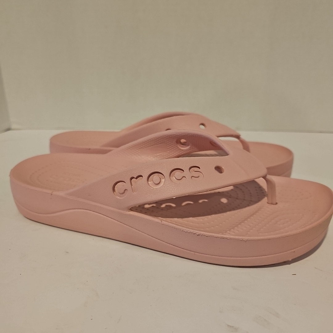 Crocs Baya Platform Flip Flop Women’s SZ 9 Pink Blush SlipOn Sandals