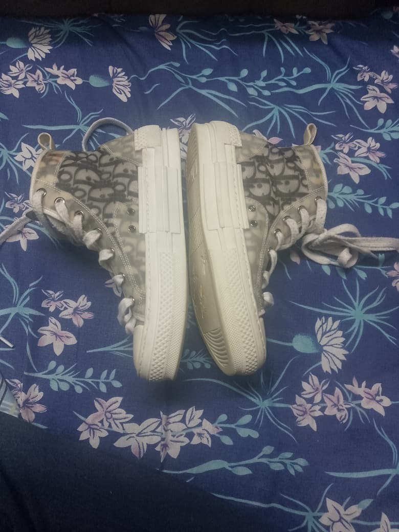 Dior B23 HIGH-TOP SNEAKER White/Gray Oblique Canvas Eu Size 36