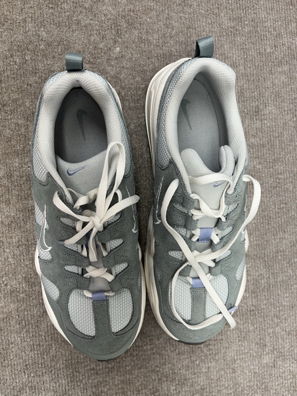 (1) Size 11 – Nike Tech Hera Mica Green W