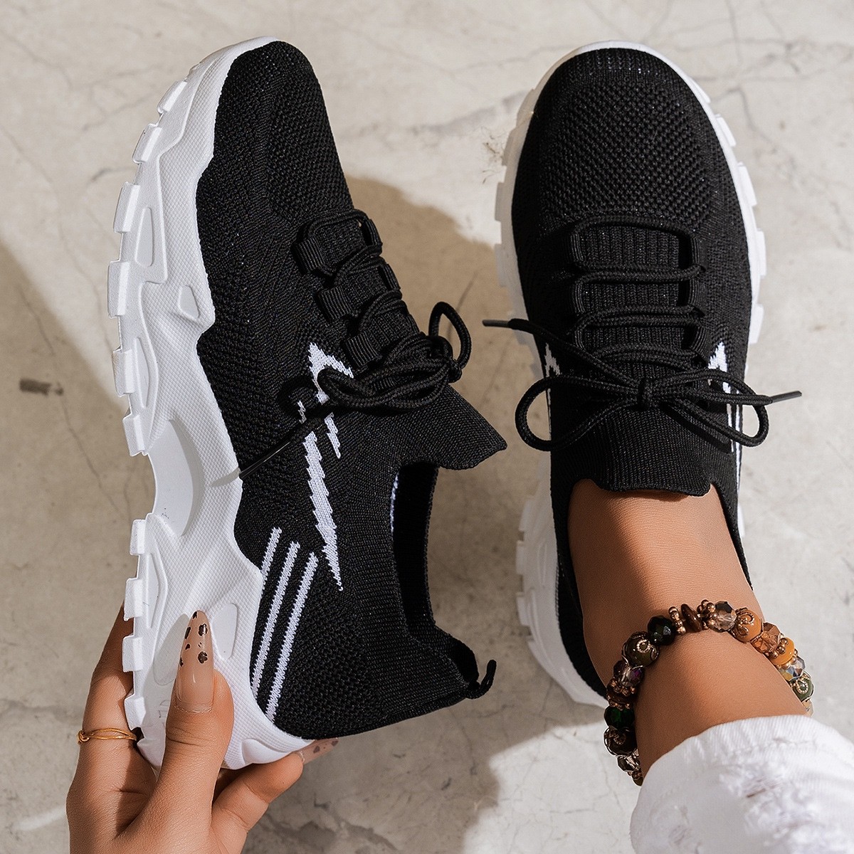 Women’s Lightweight Casual Sneakers Soft Sole Walking Shoes Lace Up Comfort