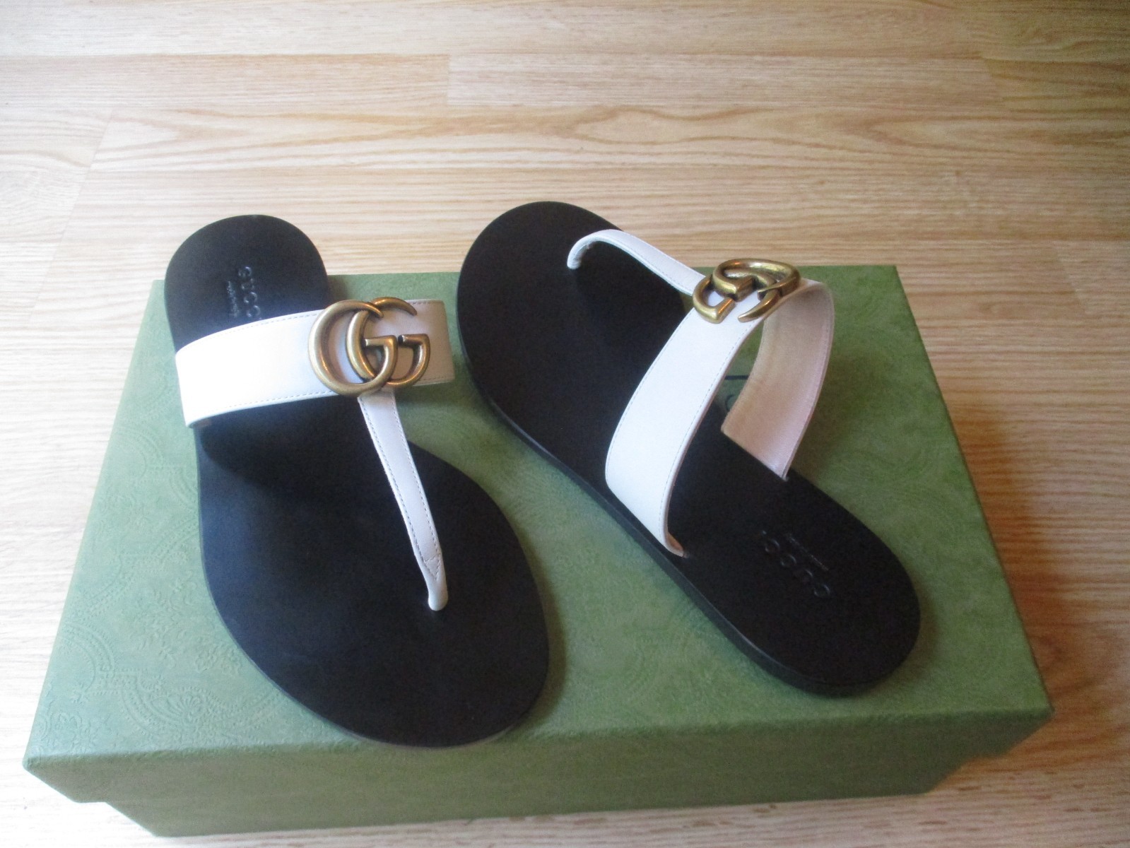 $680 Gucci Double GG Marmont T Strap Thong Slip On Sandals Cream 36.5 US 6.5 NEW