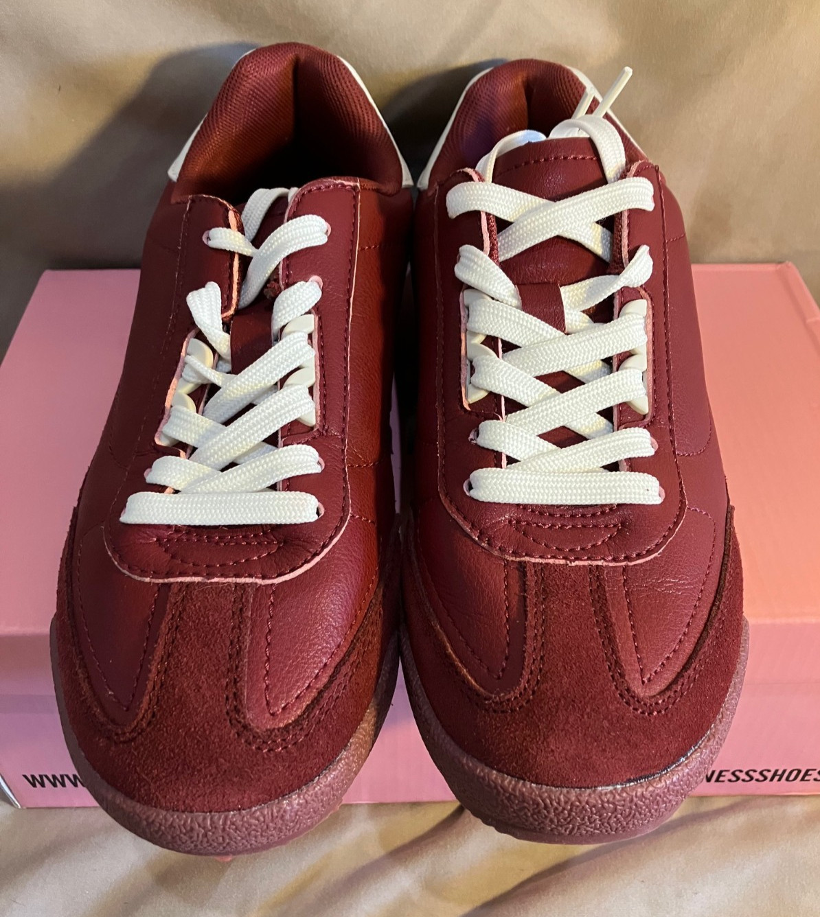 Berness Landon Burgundy Retro Sneakers New In Box Casual Shoes Size 7
