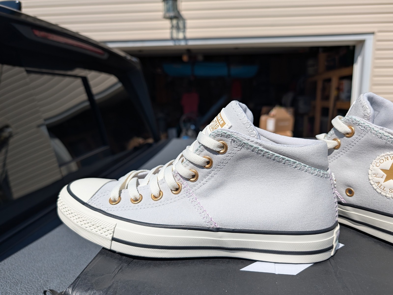 New Size 7 – Converse Chuck Taylor All Star Platform High White Fossilized Black