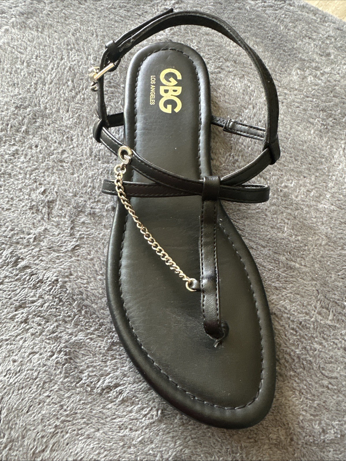 Women’s 7.5 Black GBG Los Angeles Sandals