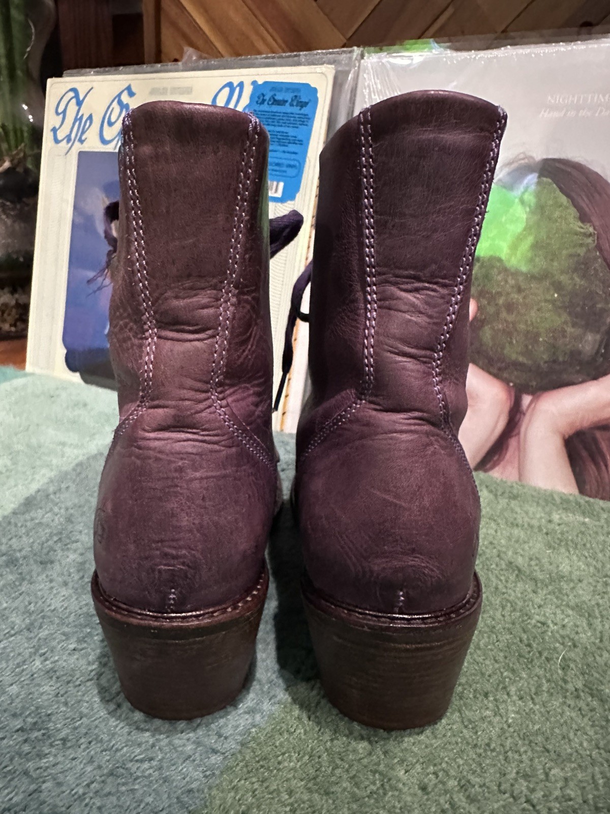 Fluevog EXCELLENT Adriana Nuni purple leather lace-up heeled boot – 11