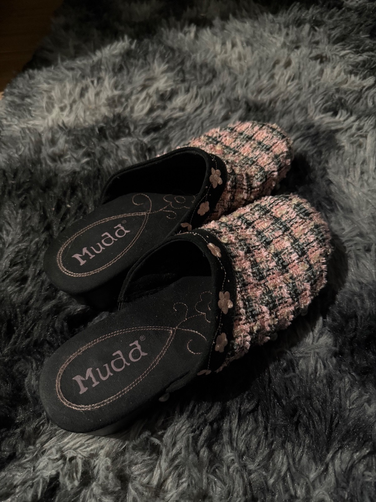 Mudd Y2K Women’s Clogs Pink Tweed Plaid Embroidered Flowers Size 8