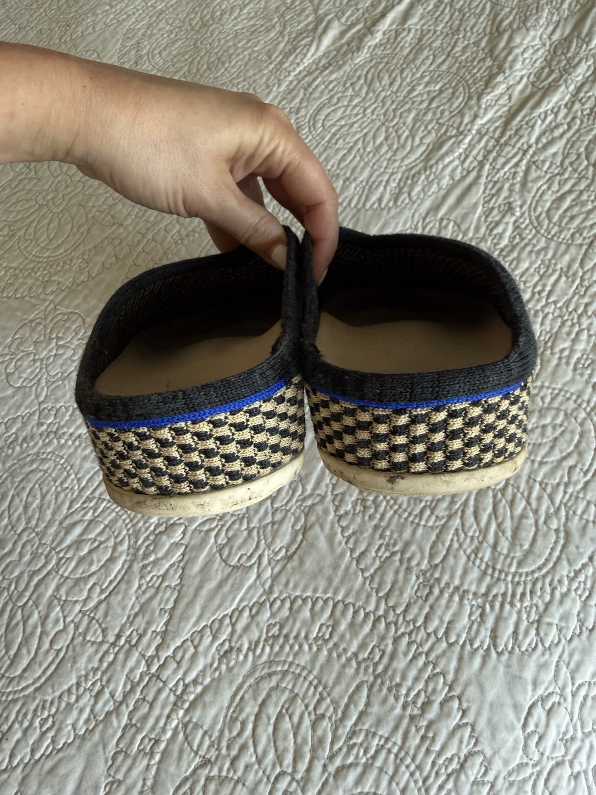 Rothy’s Women’s Slip-On Clogs Black/Beige Houndstooth Knit Slipper Size 5