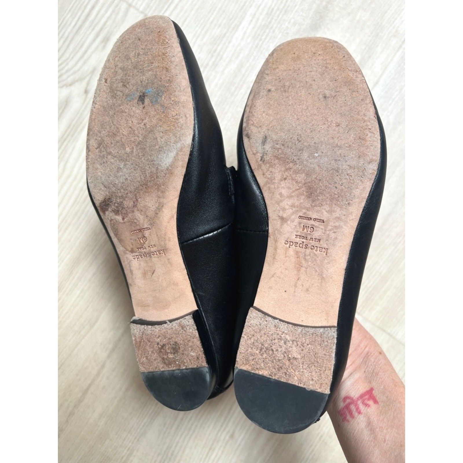 KATE SPADE black classic lana loafers luxury designer flats / size 6