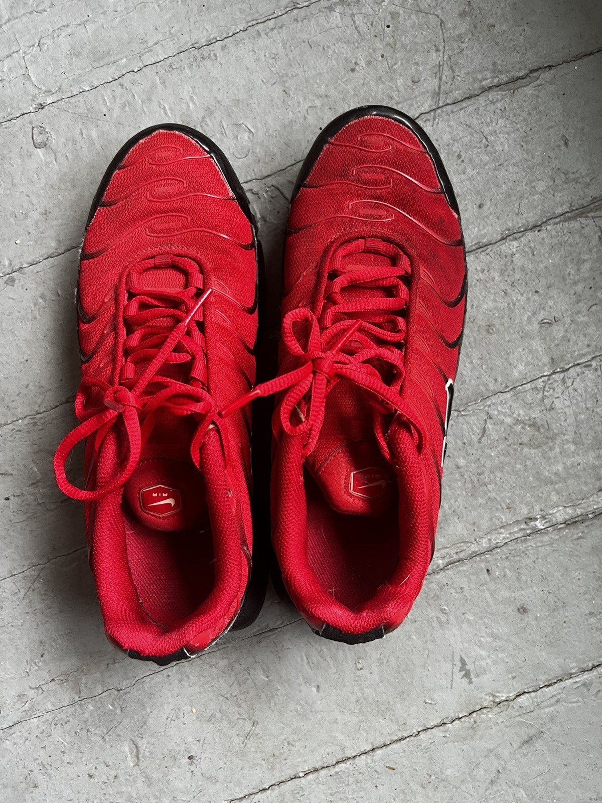 Nike Air Max Plus University Red Black Womens Size 8.5 Shoes Sneakers CI5649-600