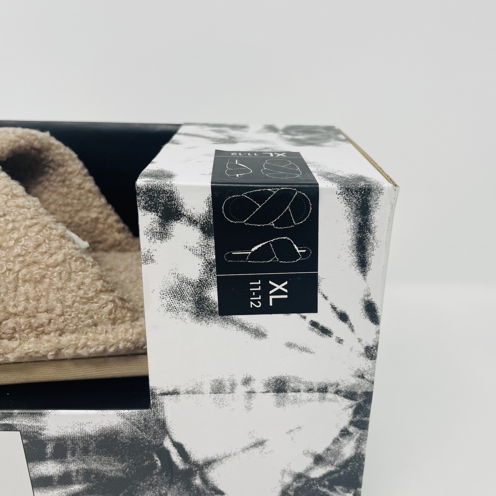 Jenni Womens 11/12 Faux-Sherpa Cross-Strap Slide Boxed Slippers Toffee $35 157