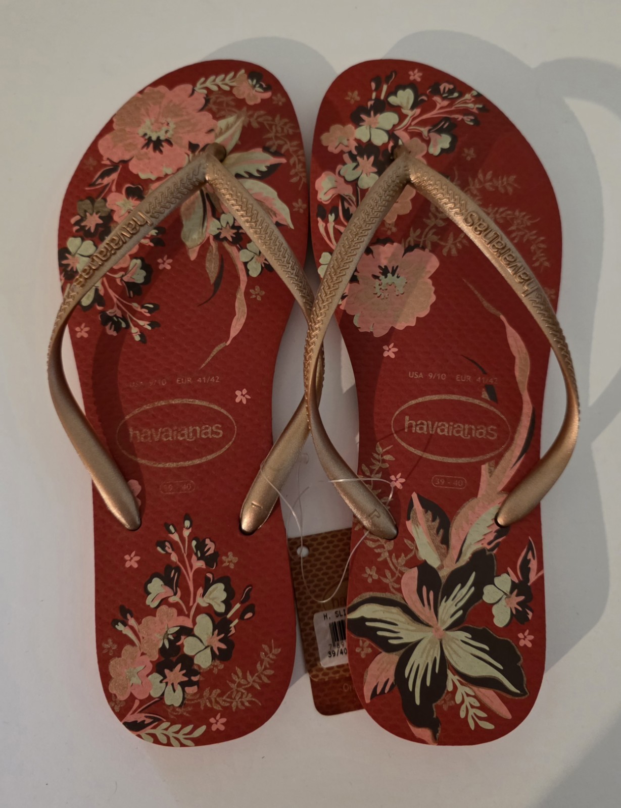 Havaiana’s Slim Organic Vermelho Apache Floral Flip Flops Size:9/10 USA Red Pink