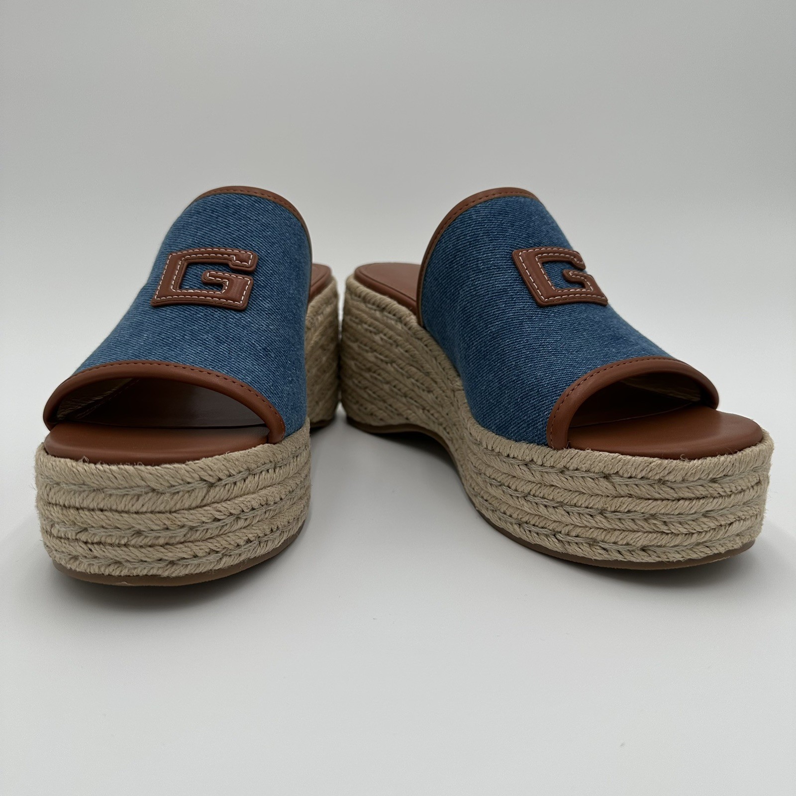 GUESS Womens GWZakki4 Denim Medium Blue 420 Wedge Sandals US 9.5 M NIB MSRP $99