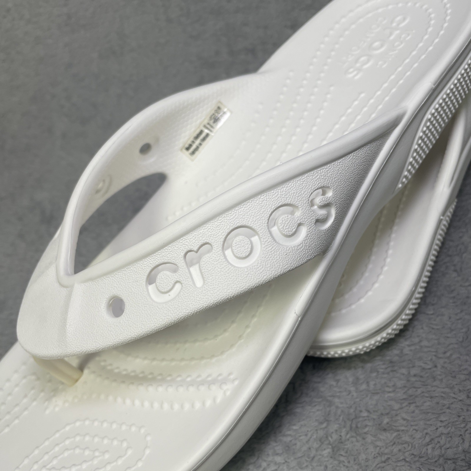 Crocs Baya II Flip Unisex Flip Flop sandal USA Mens 6 Womens 8, + jibbitz holes