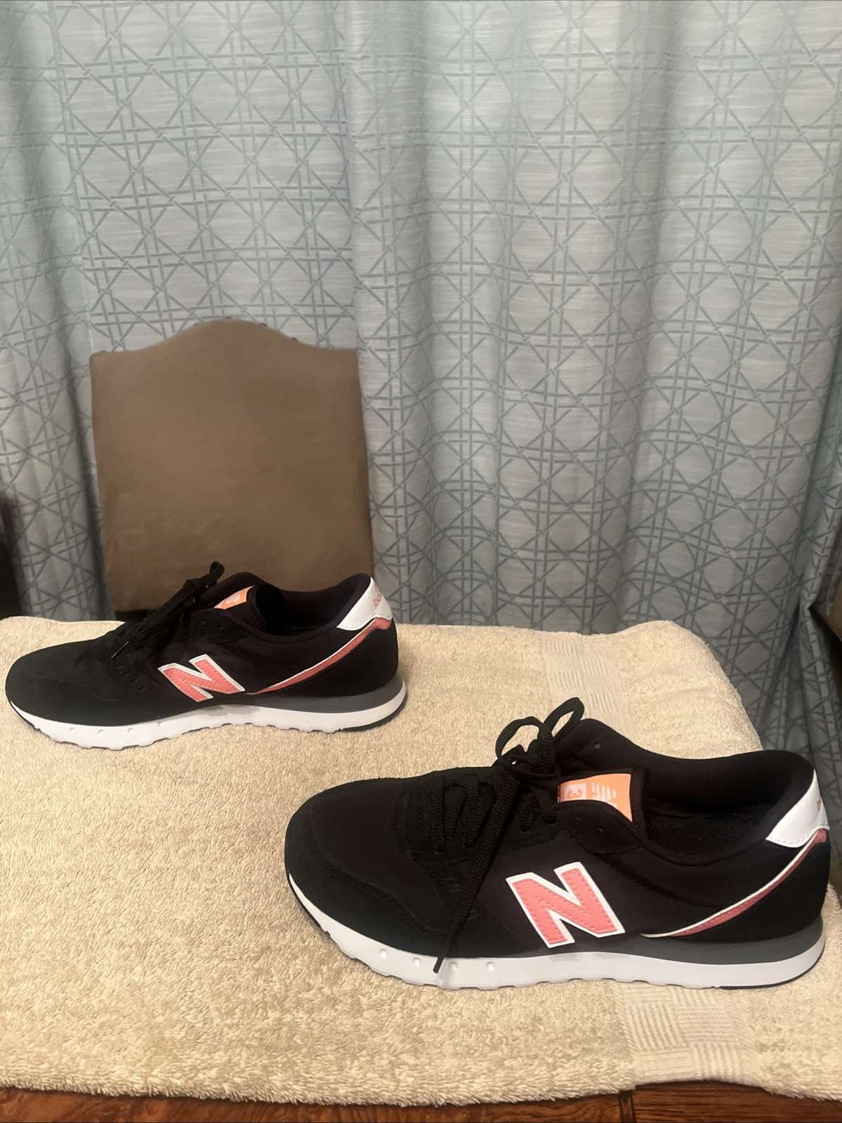 New Balance Shoes Women’s Sneakers 311v2 Black Coral WL311OA2 NEW Size 9