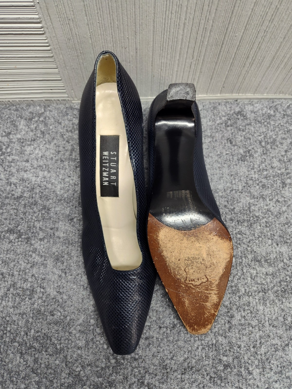 Stuart Weitzman Women Pump Shoe 8B Black Leather Slip On Formal Business Office