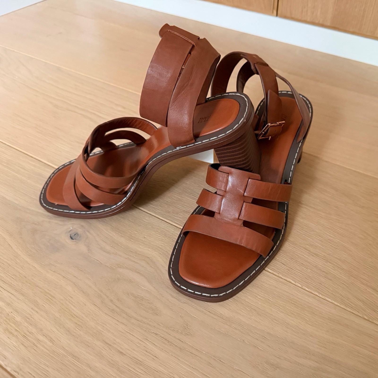 NWT H&M Leather Block Heel Sandals Size 8 / 39
