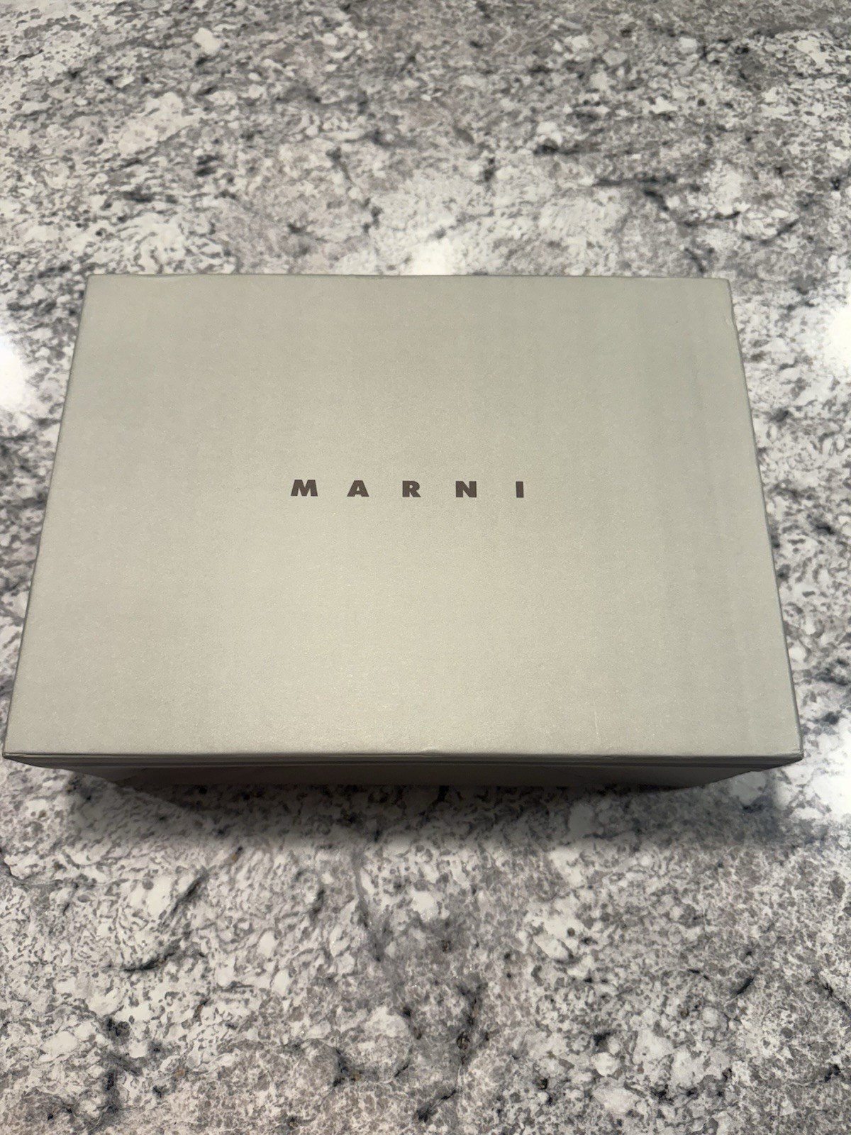 Marni Black long haircalfskin Fussbett sabot G2U