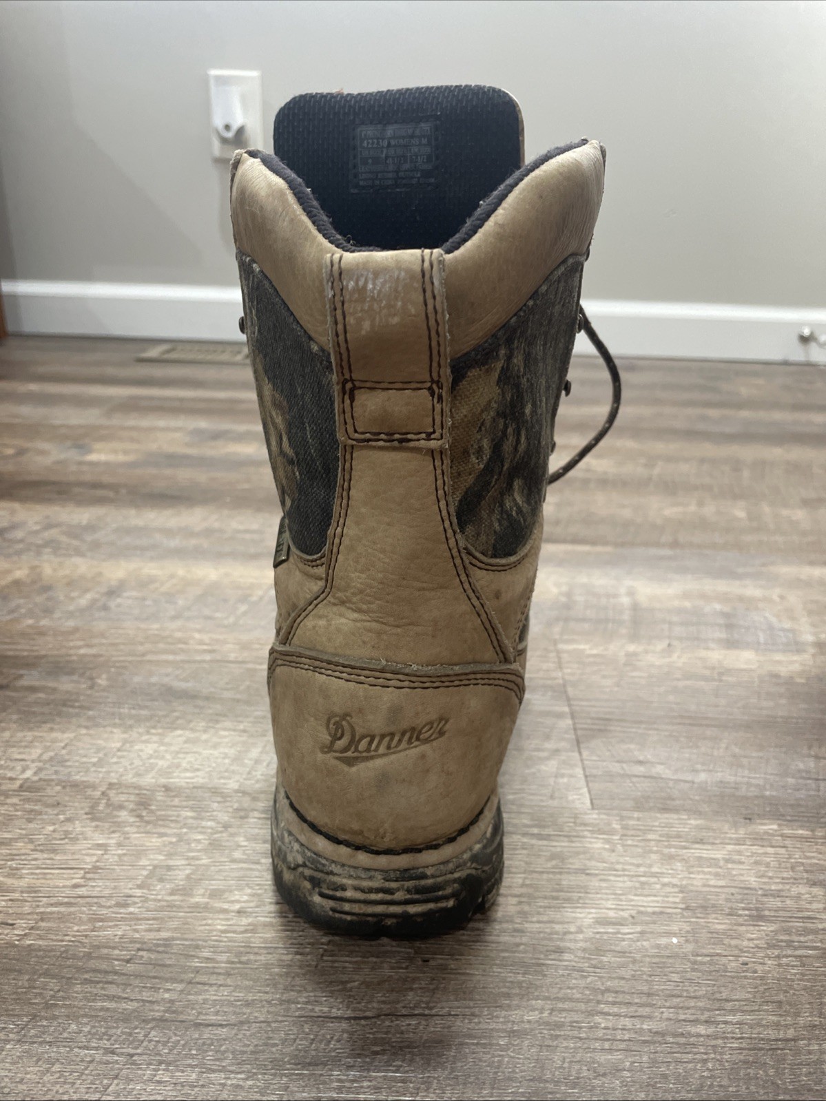 Danner Women’s 8” Pronghorn 1000G MOBU GTX Hiking Hunting Boots Leather Size 9