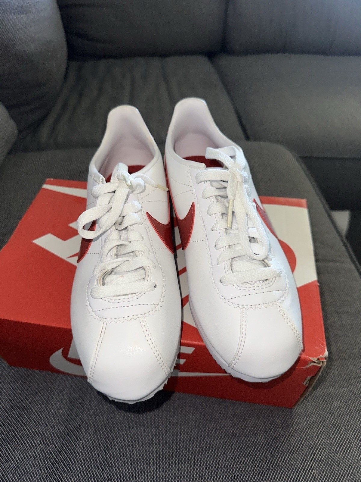 Nike Cortez Leather Low Top Lace-Up Sneakers White/Red Style 807471-103