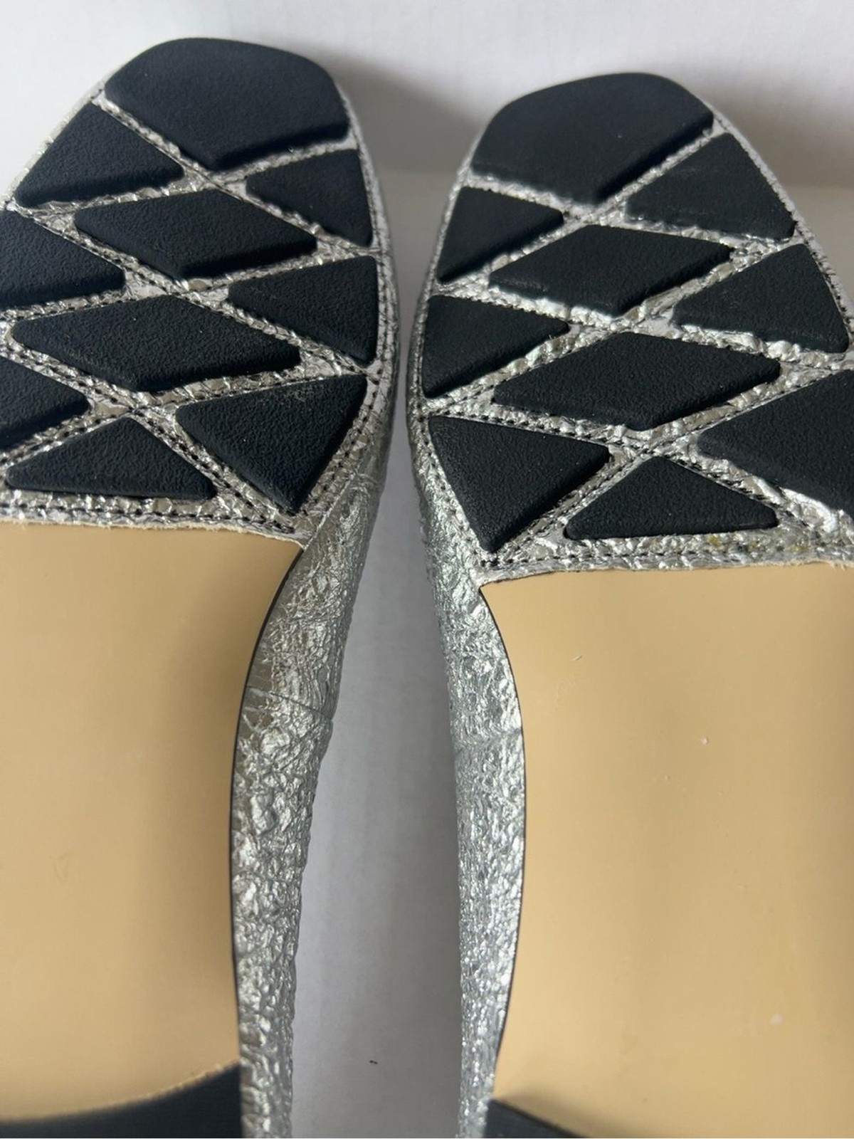 NEW Tory Burch Laila 2 Driver Ballet Flats Silver Crinkle Metallic Leather Shoes