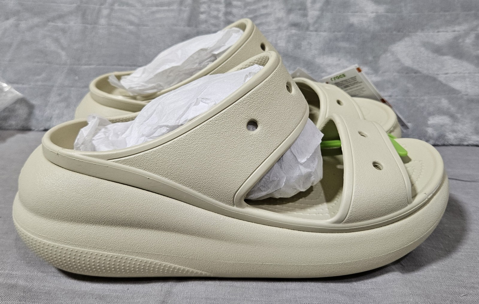 Crocs Crush Sandal Platform 2 Strap Women’s Size 10 Men’s Size 8 Bone 207670