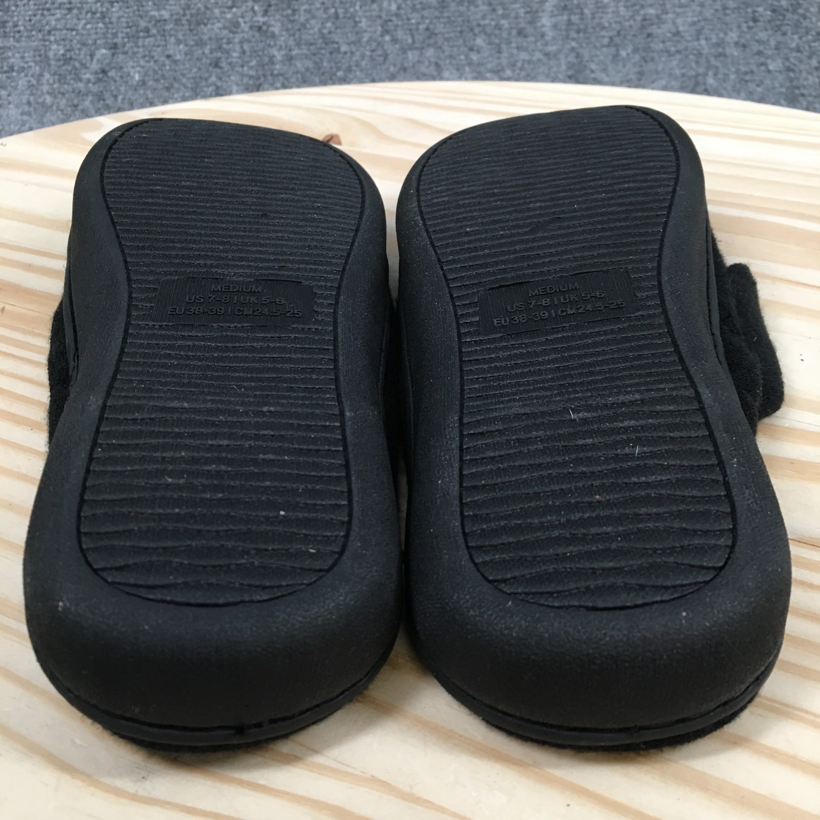 Merence Slippers Womens 7-8 Thong Toe-Post Comfort Casual Low Top Black NEW