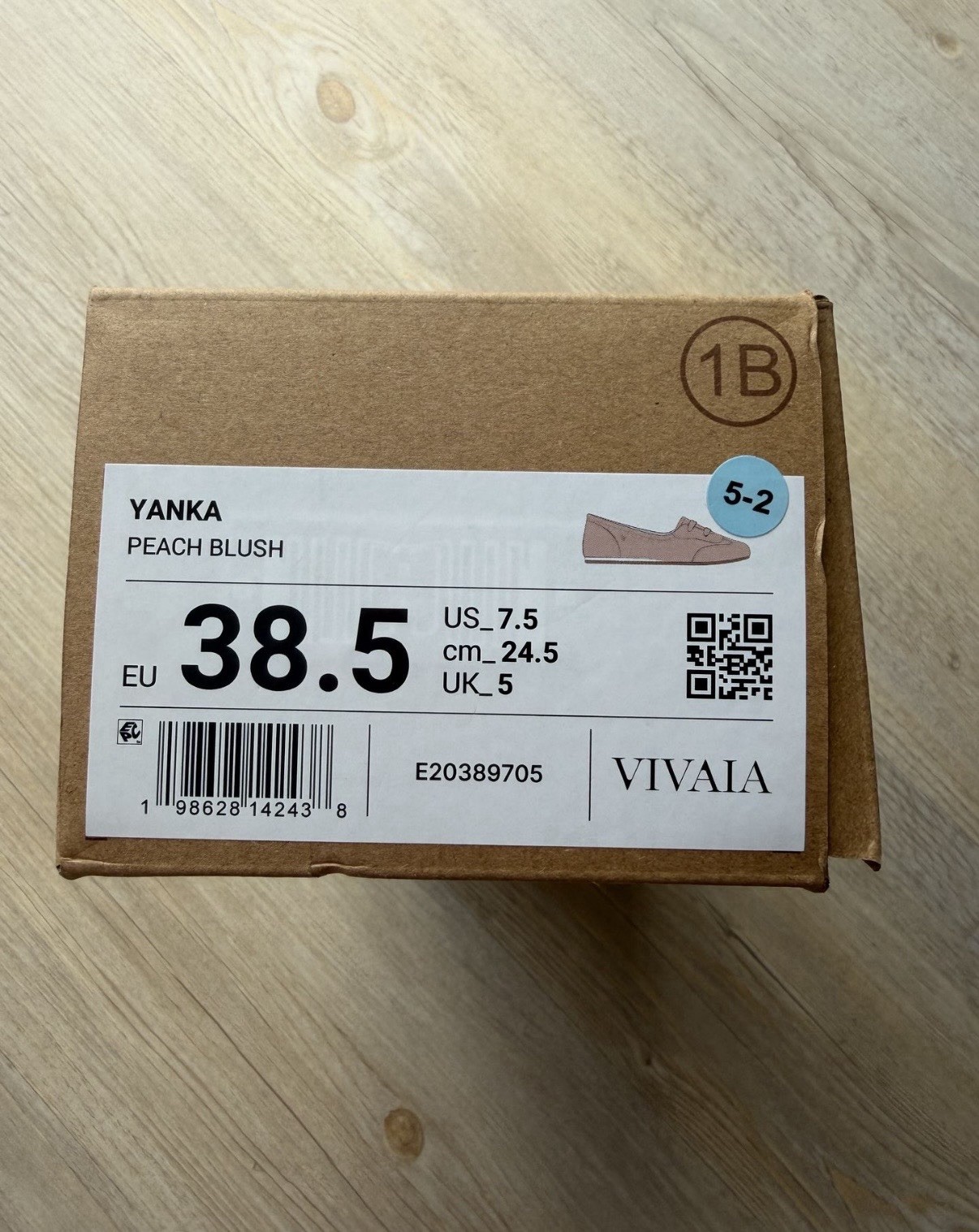 VIVAIA Round-Toe Satin Sneakerina (Yanka) Color Peach Blush Size 38.5 EU NWB