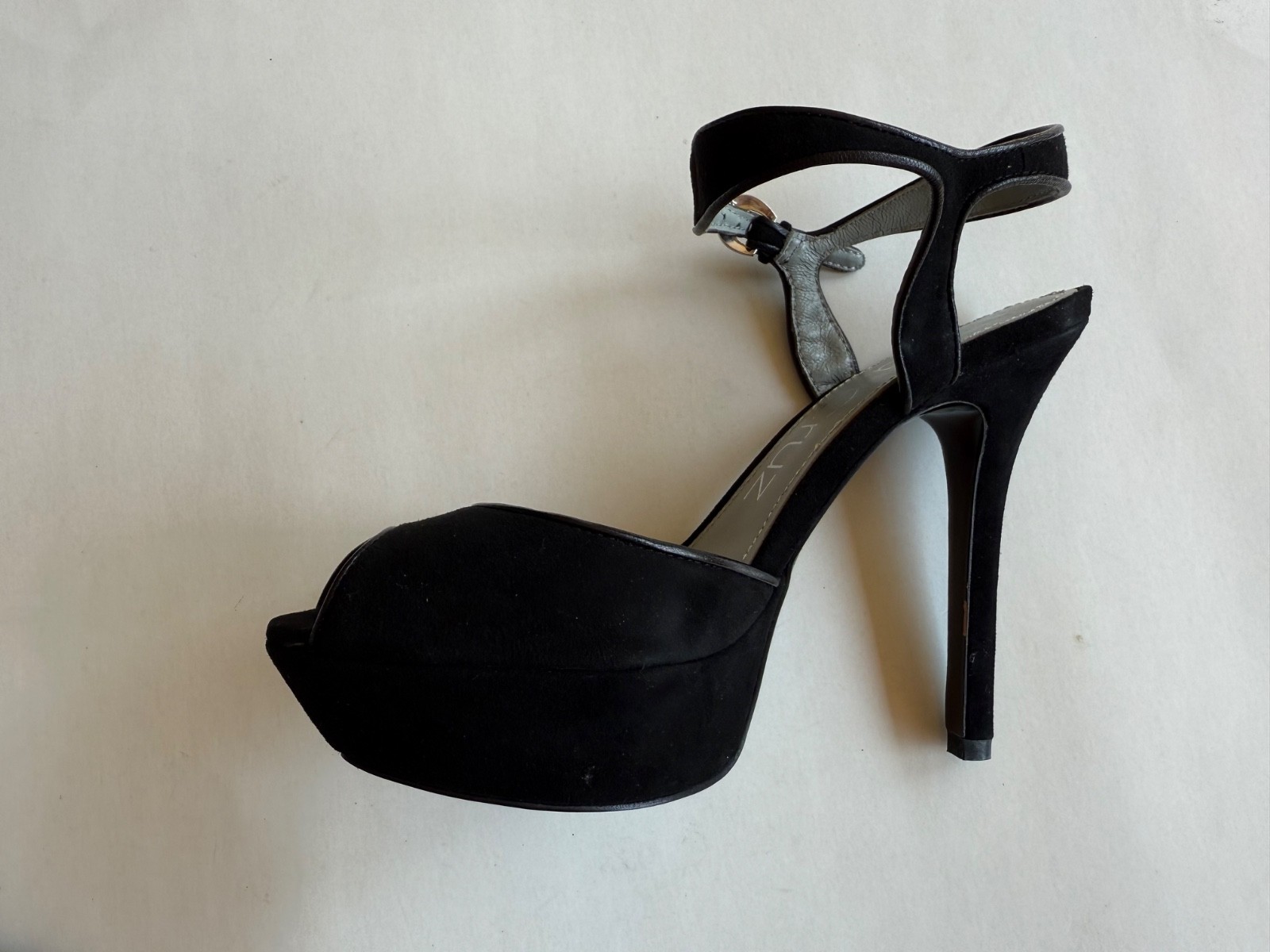 Lola Cruz España Platform High Heels Ankle Strap Black Suede Peep Toe Sz EUR 37