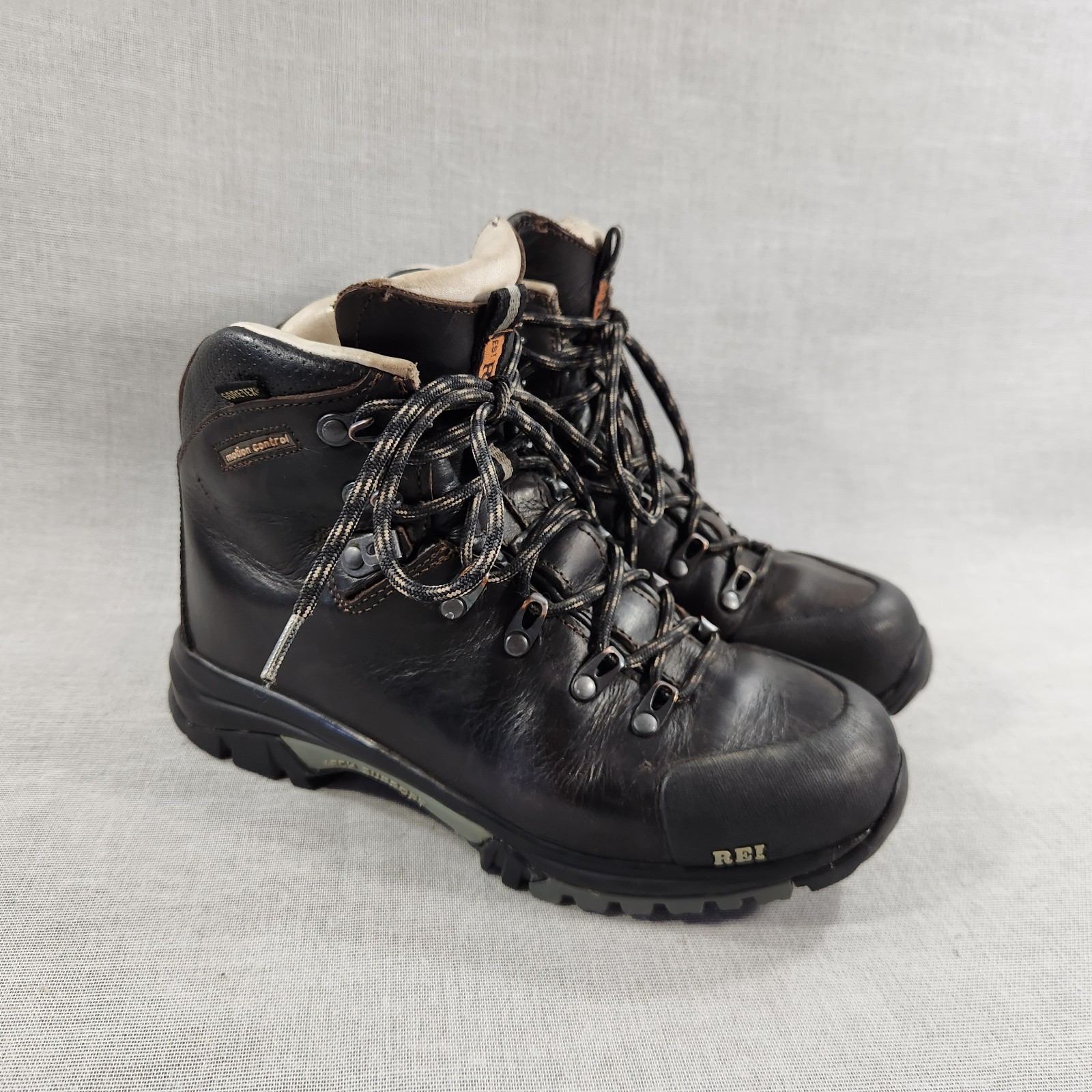 REI Spirit III GTX Brown Leather Lace Up Womens Size 7 Hiking Ankle Boots Shoes