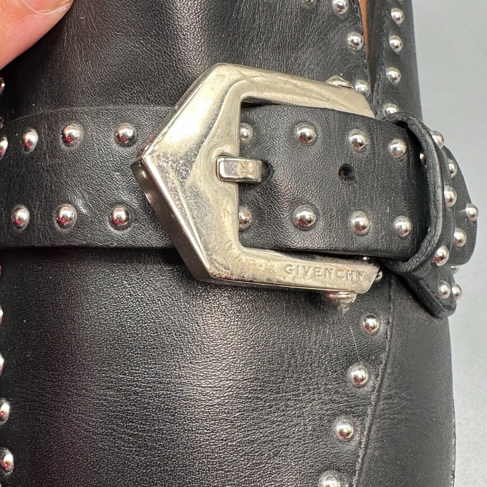 Givenchy Elegant Women US 6 EUR 36.5 Black Leather Slip-On Pointed Studded Mules