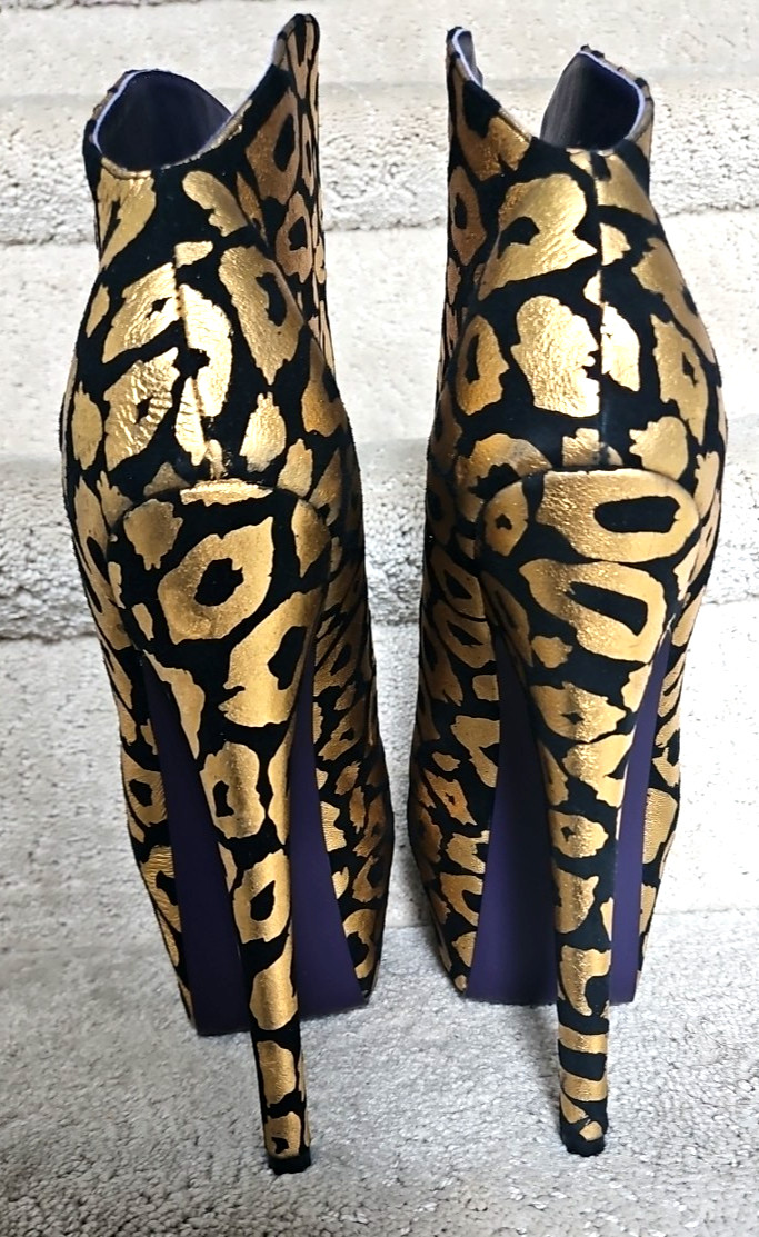 New Sparkle Cheetah Gold Black High Platforms Stiletto Heels Sz 10 London Trash