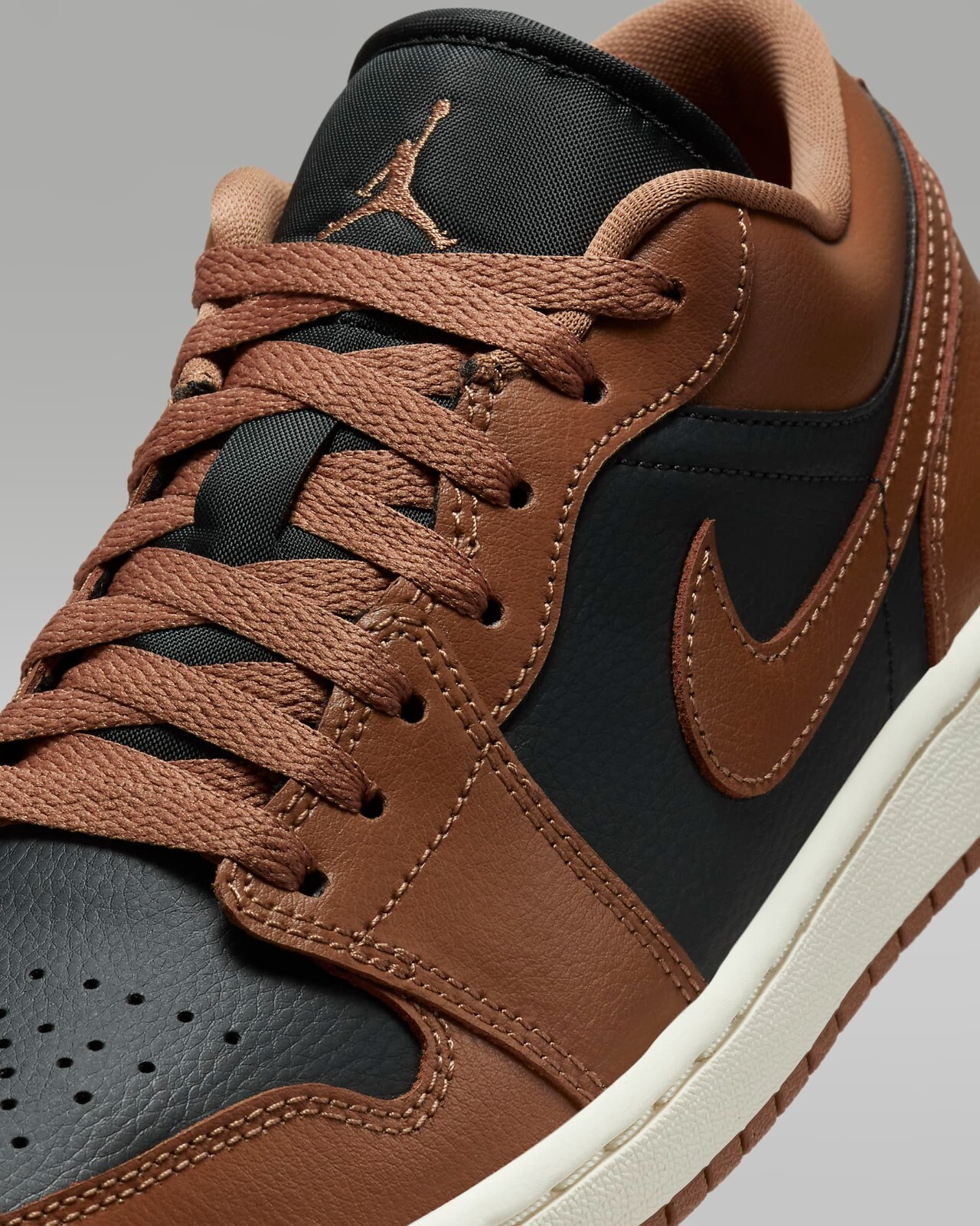NIKE Women’s Air Jordan 1 LOW DC0774-021 Off Noir Sail Archio Brown