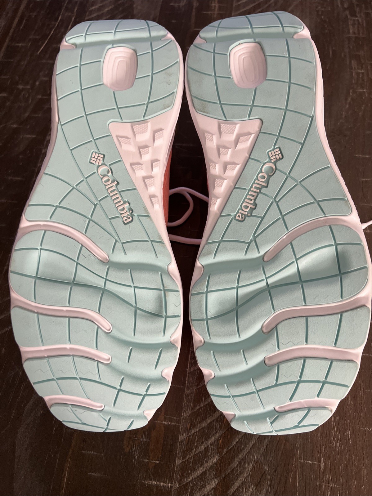 Columbia PFG Women’s Castback Shoes Size 12. Techlite Eco. Tiki Pink/Gulf Stream