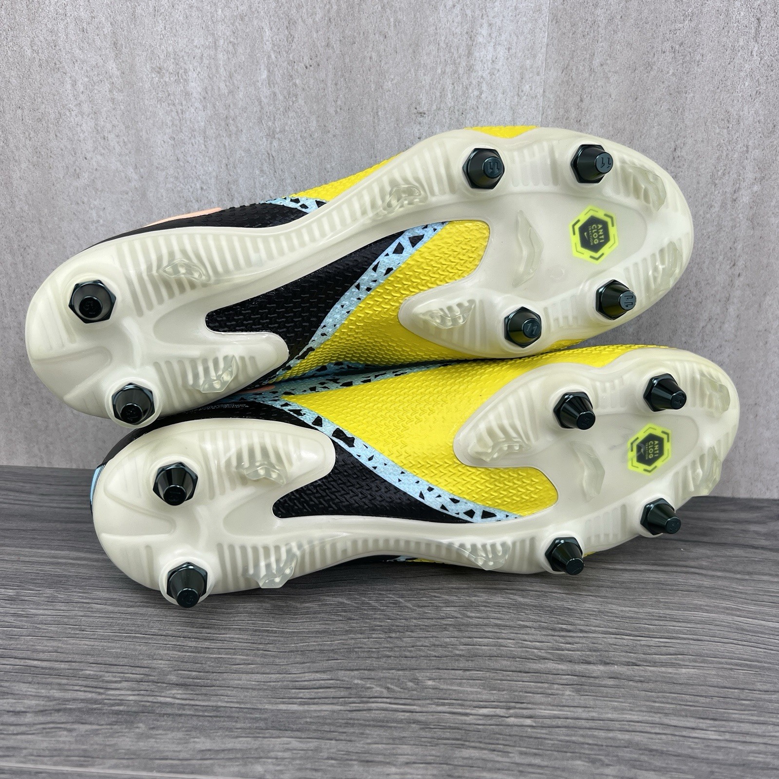 Nike Phantom GT2 Elite DF SG PRO 6.5 Mens 8 Womens Glacier Ice Black Soccer