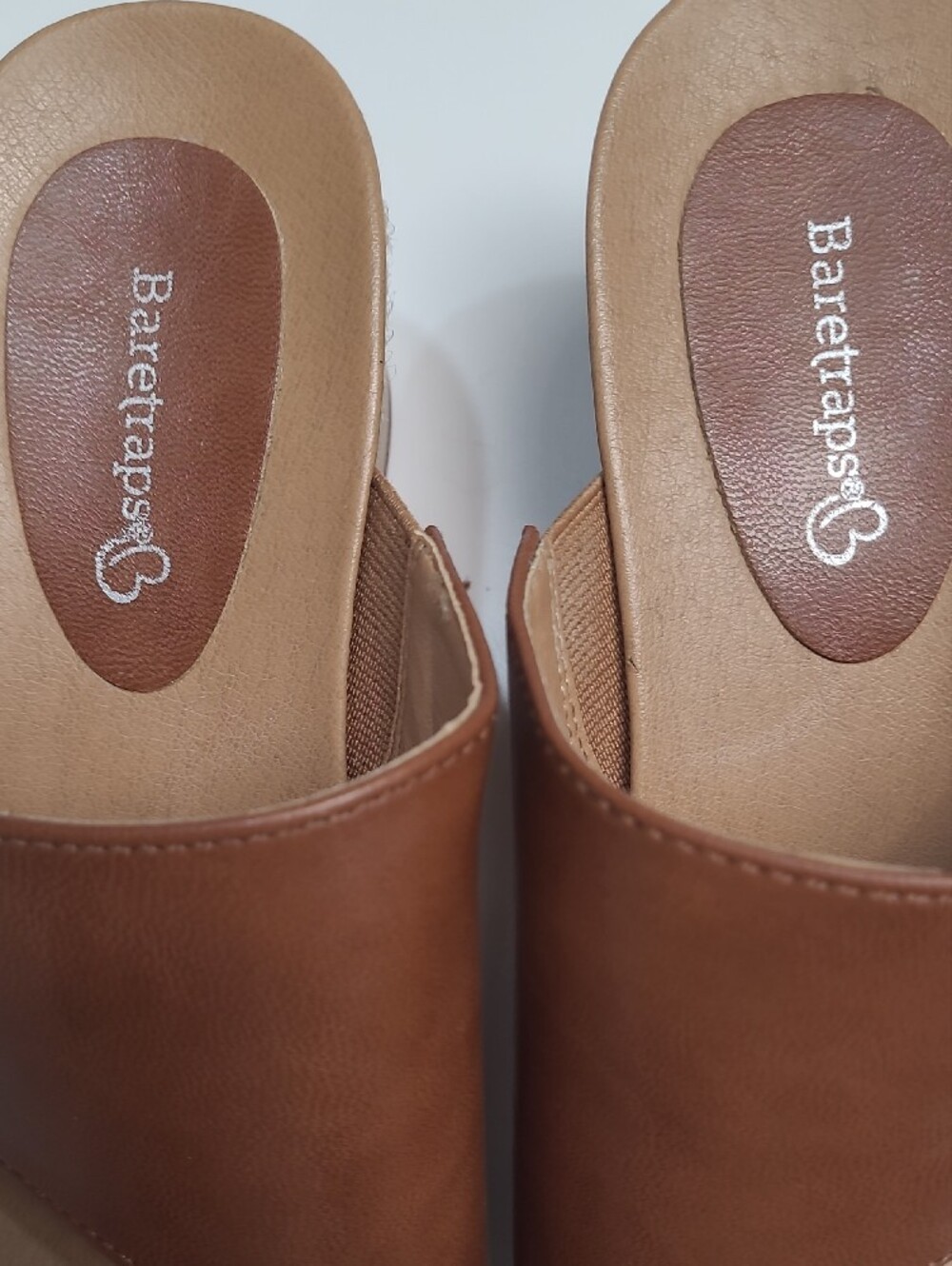 BareTraps Lynn Brown Toe Ring Wedge Platform Sandals – Size 6